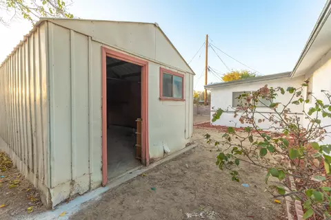 45321 Kingtree Ave, Lancaster, CA 93534 photo 32