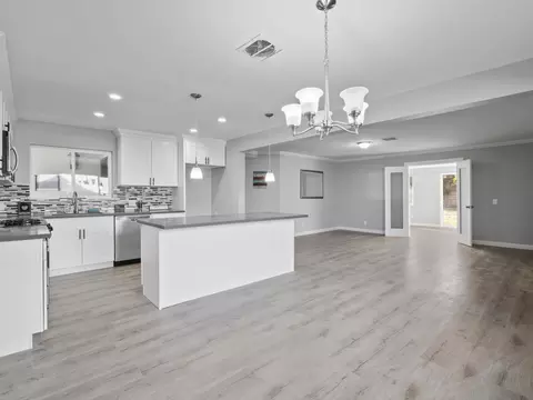 45109 Lorimer Ave, Lancaster, CA 93534 photo 11