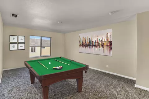 4227 Edam St, Lancaster, CA 93536 photo 9