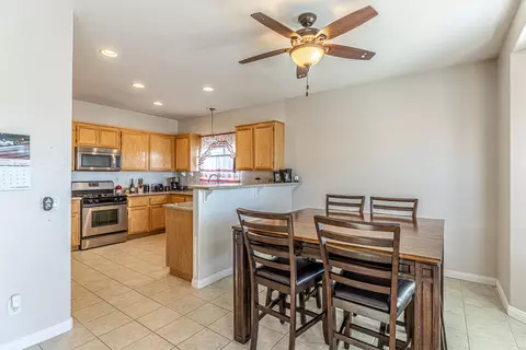 44149 Dawn Ct, Lancaster, CA 93536 photo 11