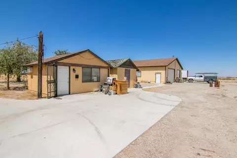 9635 H Ave E, Lancaster, CA 93535 photo 28