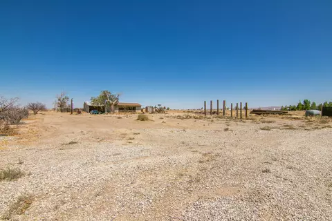 9635 H Ave E, Lancaster, CA 93535 photo 21