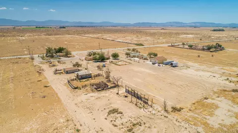 9635 H Ave E, Lancaster, CA 93535 photo 62