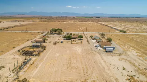 9635 H Ave E, Lancaster, CA 93535 photo 61