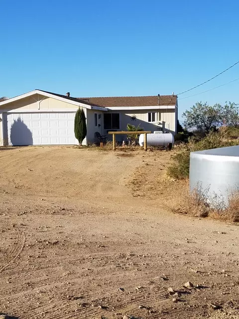 34237 E 47th St, Palmdale, CA 93552 photo 1