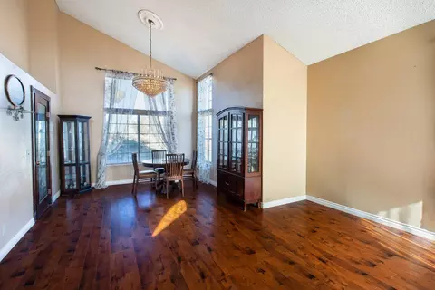 2057 E Ivesbrook St, Lancaster, CA 93535 photo 6