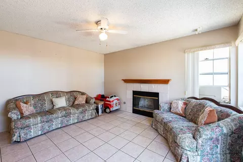 2057 E Ivesbrook St, Lancaster, CA 93535 photo 15