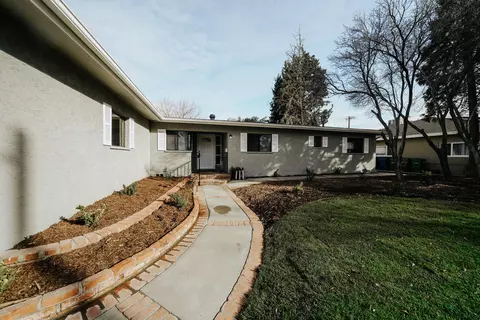 44840 Kingtree Ave, Lancaster, CA 93534 photo 1