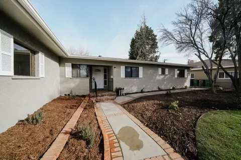 44840 Kingtree Ave, Lancaster, CA 93534 photo 2