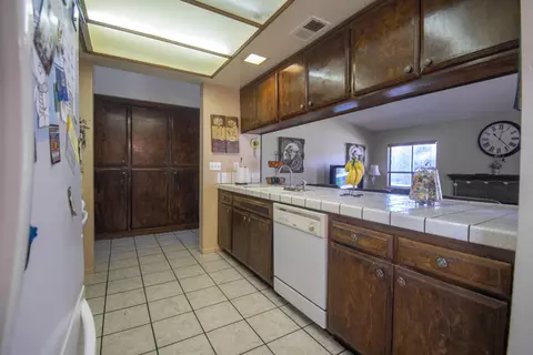 37616 Rose St, Palmdale, CA 93552 photo 12