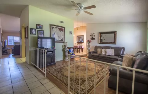 37616 Rose St, Palmdale, CA 93552 photo 5
