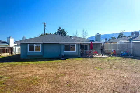 19813 Mesa Dr, Tehachapi, CA 93561 photo 18