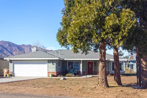 19813 Mesa Dr, Tehachapi, CA 93561 photo 1