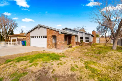 44202 Fig Ave, Lancaster, CA 93534 photo 1