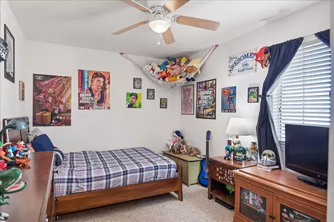 2106 E Nugent St, Lancaster, CA 93535 photo 9