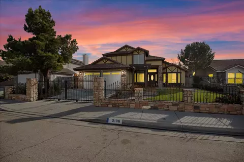 2106 E Nugent St, Lancaster, CA 93535 photo 2