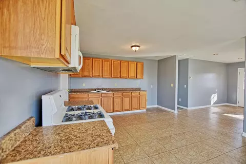 609 Avenue K4 E, Lancaster, CA 93535 photo 8