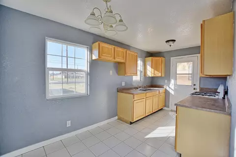 609 Avenue K4 E, Lancaster, CA 93535 photo 23