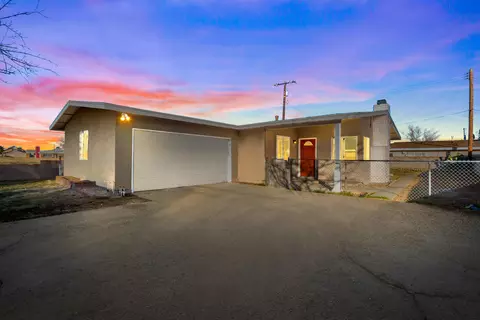 38228 15th St E, Palmdale, CA 93550 photo 1