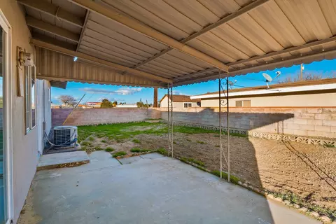 38228 15th St E, Palmdale, CA 93550 photo 23