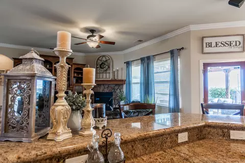 21760 Mid Way, Tehachapi, CA 93561 photo 10