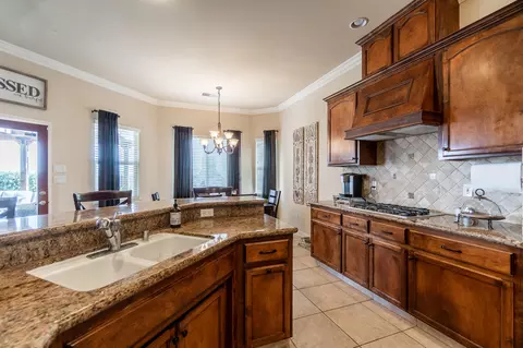 21760 Mid Way, Tehachapi, CA 93561 photo 11