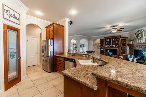 21760 Mid Way, Tehachapi, CA 93561 photo 13