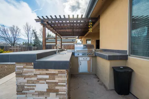 21760 Mid Way, Tehachapi, CA 93561 photo 43