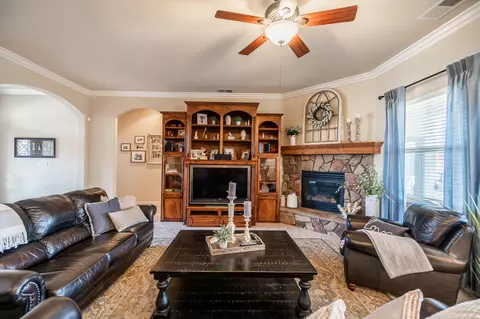 21760 Mid Way, Tehachapi, CA 93561 photo 7