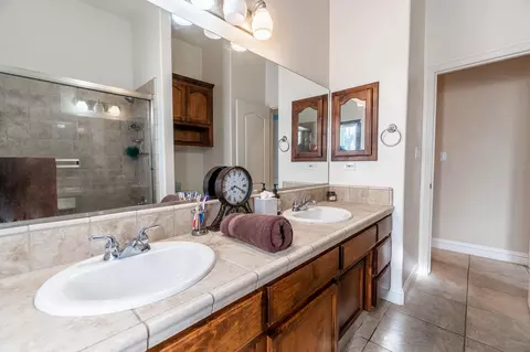 21760 Mid Way, Tehachapi, CA 93561 photo 32