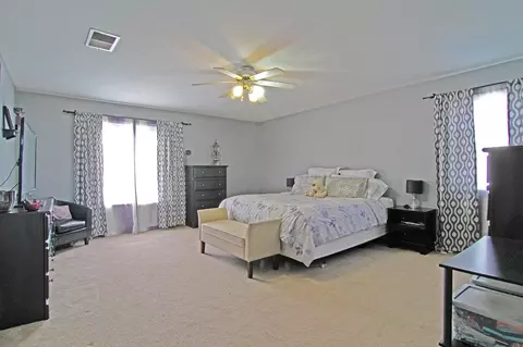 1832 Astor Ct, Lancaster, CA 93534 photo 12
