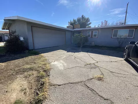 1126 Valiant St, Lancaster, CA 93534 photo 1