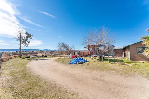 9036 W Avenue F, Lancaster, CA 93536 photo 18