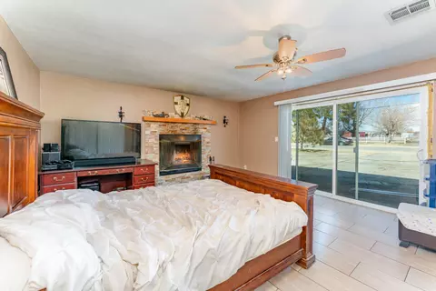 9036 W Avenue F, Lancaster, CA 93536 photo 9