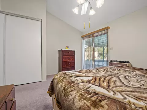 2725 Avenue R4 E, Palmdale, CA 93550 photo 13
