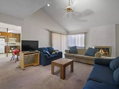 2725 Avenue R4 E, Palmdale, CA 93550 photo 8