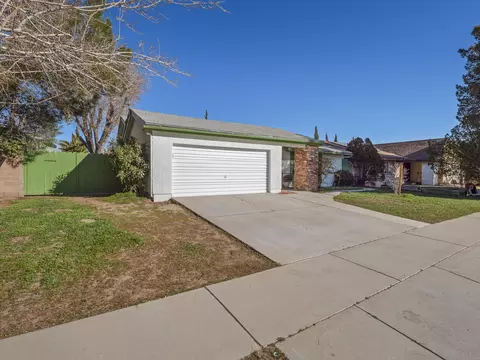 2725 Avenue R4 E, Palmdale, CA 93550 photo 3