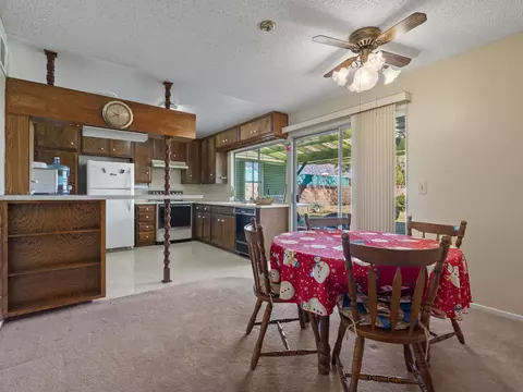 2725 Avenue R4 E, Palmdale, CA 93550 photo 4