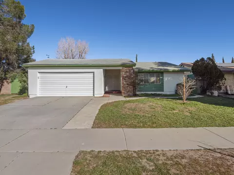 2725 Avenue R4 E, Palmdale, CA 93550 photo 1