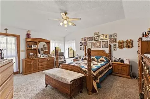 23400 Lakeview Dr, Tehachapi, CA 93561 photo 16