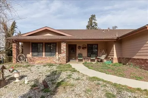 23400 Lakeview Dr, Tehachapi, CA 93561 photo 1