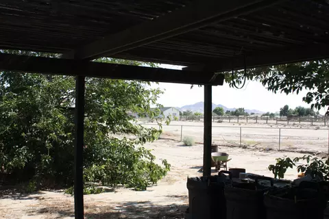 15725 Valeport Ave, Lancaster, CA 93535 photo 22
