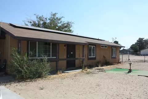 15725 Valeport Ave, Lancaster, CA 93535 photo 5