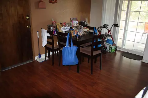 15725 Valeport Ave, Lancaster, CA 93535 photo 17