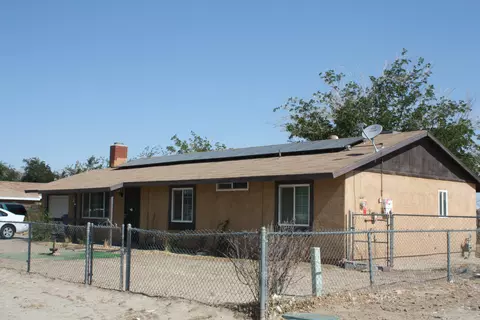 15725 Valeport Ave, Lancaster, CA 93535 photo 8