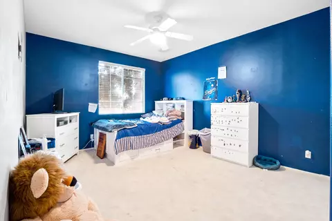 6056 Devonshire Dr, Palmdale, CA 93551 photo 21
