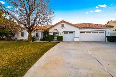 6056 Devonshire Dr, Palmdale, CA 93551 photo 1