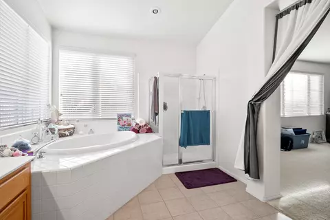 6056 Devonshire Dr, Palmdale, CA 93551 photo 19