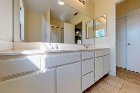 2107 Lightcap St E, Lancaster, CA 93535 photo 20
