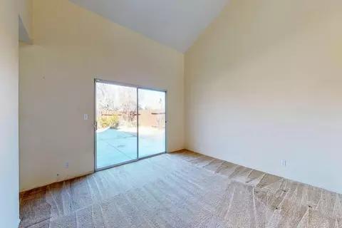 2107 Lightcap St E, Lancaster, CA 93535 photo 5